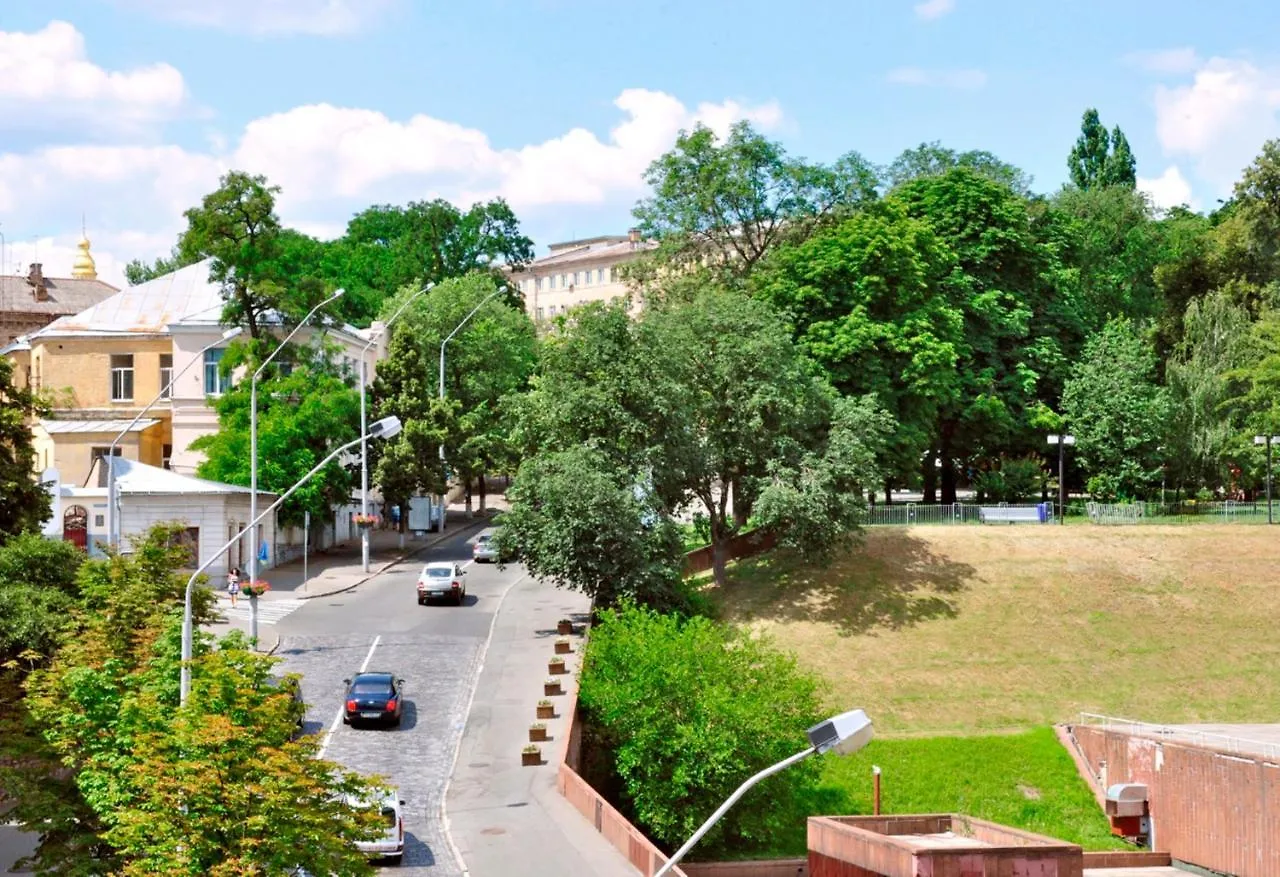 קייב Apartments On Independence Square 0*,  אוקראינה